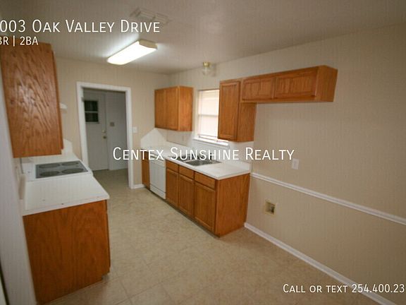 2nd image of 4003 Oak Valley Dr