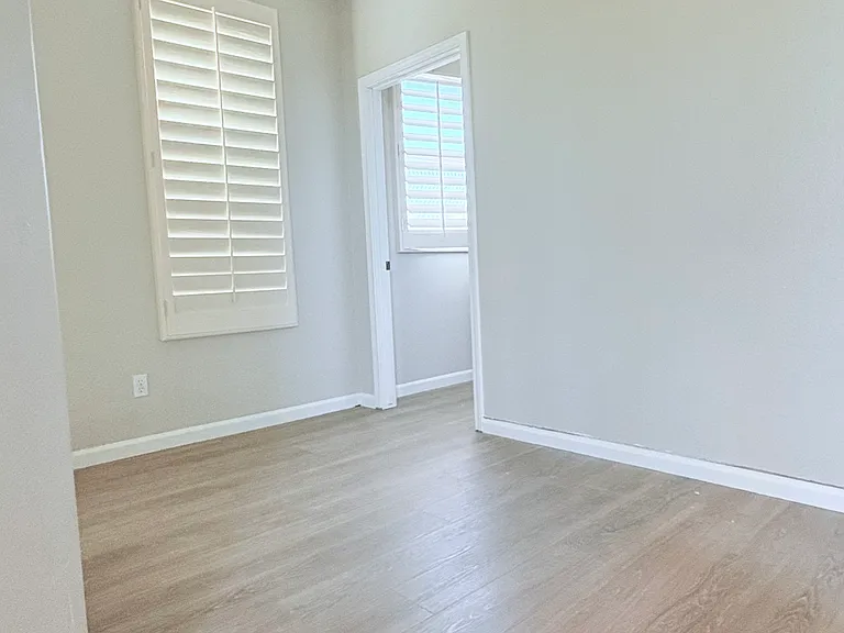 20802 Grayhawk Dr #1085 — Photo 11