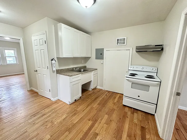 86 Stuyvesant Ave #3A — Photo 1