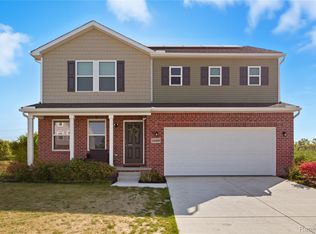 10409 Lakeview Dr, Taylor, MI 48180