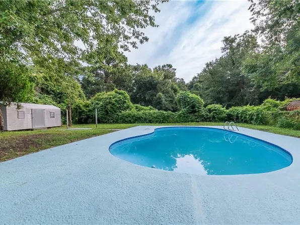 121 Greenwood Ave, Brunswick, GA 31525