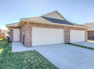 101 Ashley Dr, Edmond, OK 73003