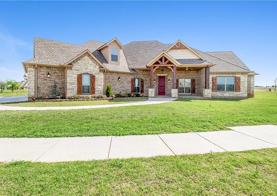 1st image of 4004 Bridge Wood Ln