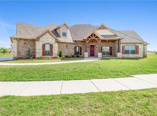 4004 Bridge Wood Ln, Oklahoma City, OK 73179