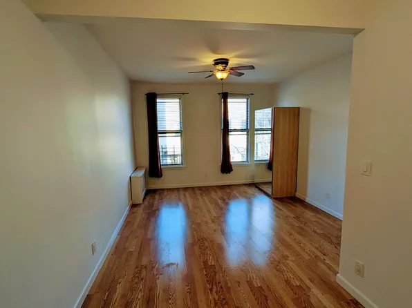 103 Jewel Street image 3 of 21