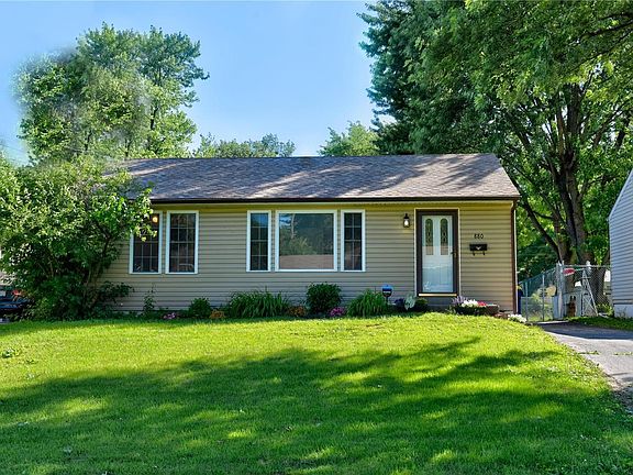 2nd image of 880 La Crosse Dr