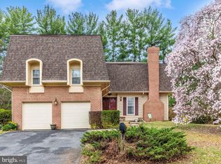 20261 Darlington Dr, Montgomery Village, MD 20886