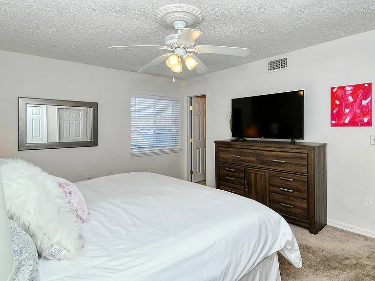 1877 Toucan Way #400 — Photo 19