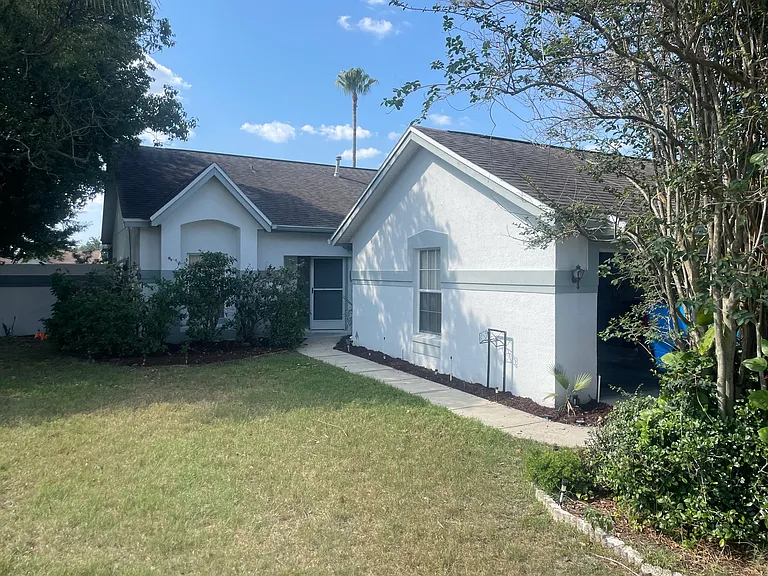 5811 Parkview Lake Dr — Photo 9