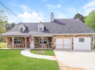 5263 Springtide Ln, Powder Springs, GA 30127