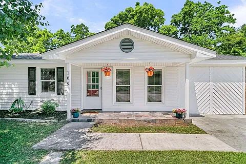 1st image of 109 Camellia Rd