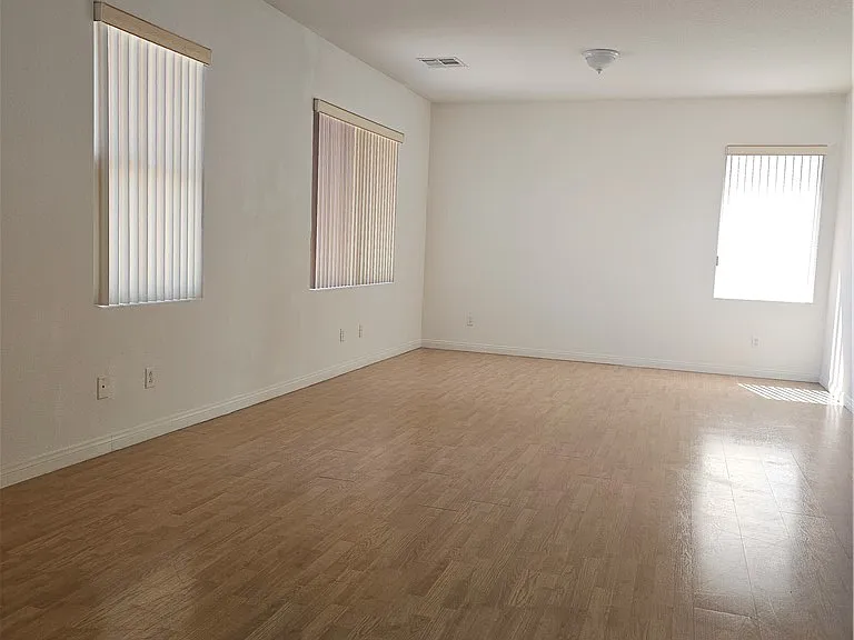 8075 Lapis Harbor Ave — Photo 14