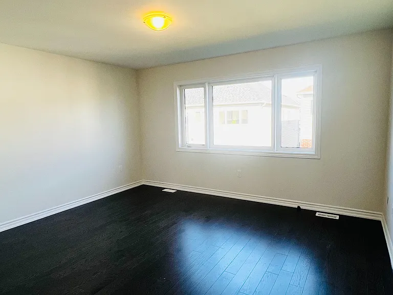 24 Hylton Dr — Photo 16