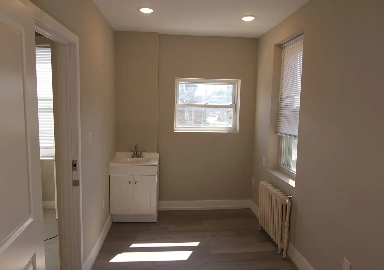4903 Penn St — Photo 3