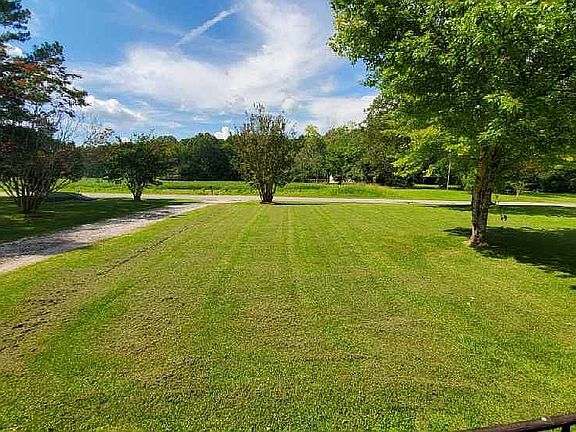 5th image of 1816 County Road 47