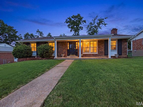 2nd image of 3846 Coachella Dr