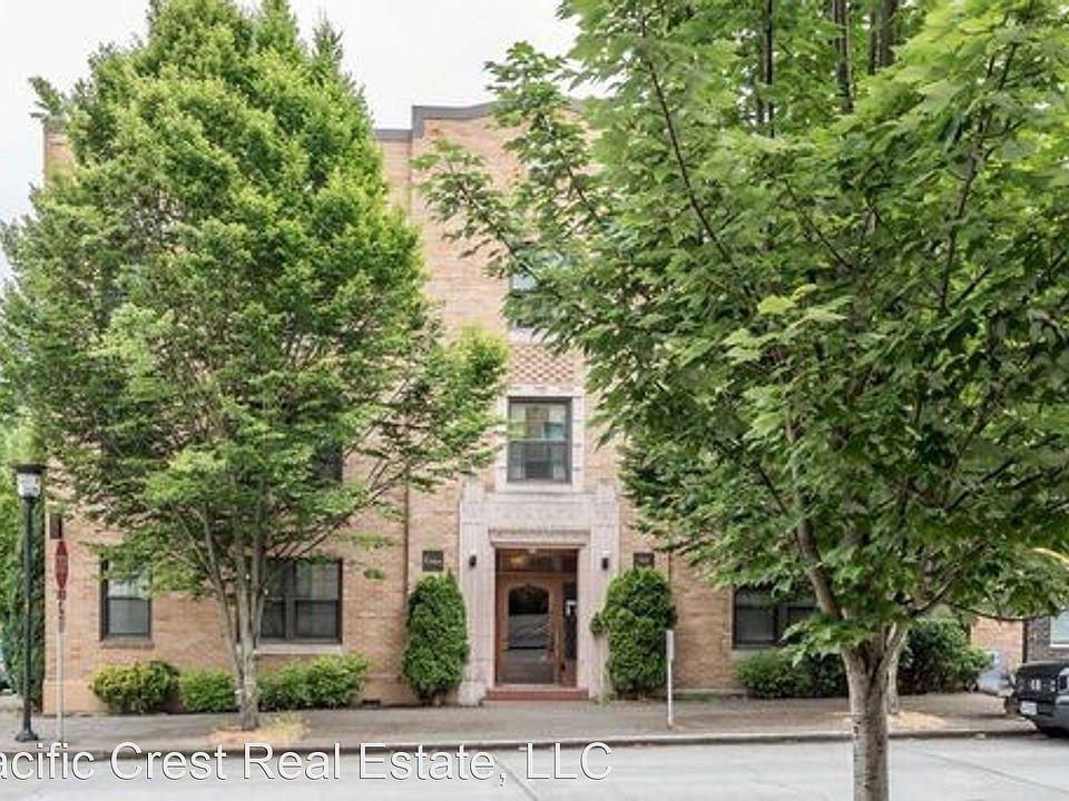 1st image of 503 1st Ave W #202