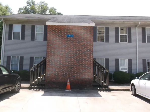 Emerald Creek Apt., 1111 Anderson St APT D, Greenwood, SC 29646