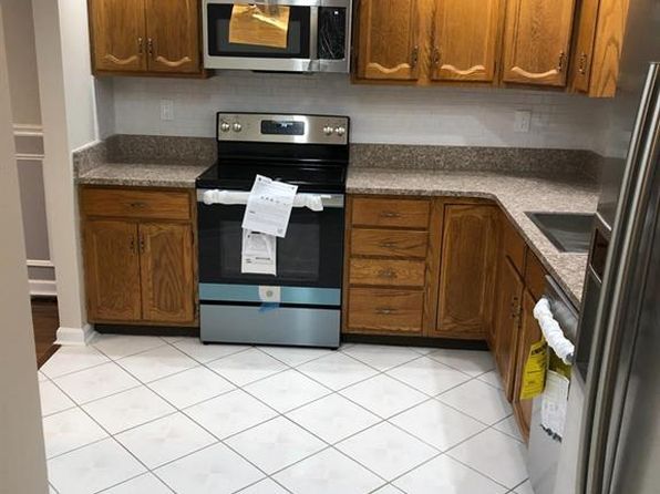 126 Concordia Cir #G