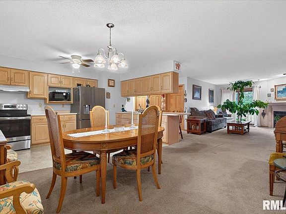 3rd image of 3120 Cascade Dr