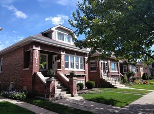 1929 Clinton Ave, Berwyn, IL 60402