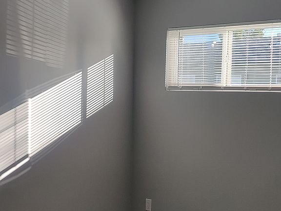 2nd image of 16013 Prairie Ave #1