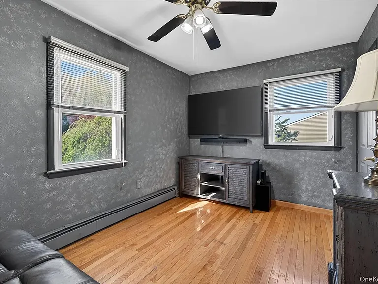 175 Barnes Rd — Photo 17