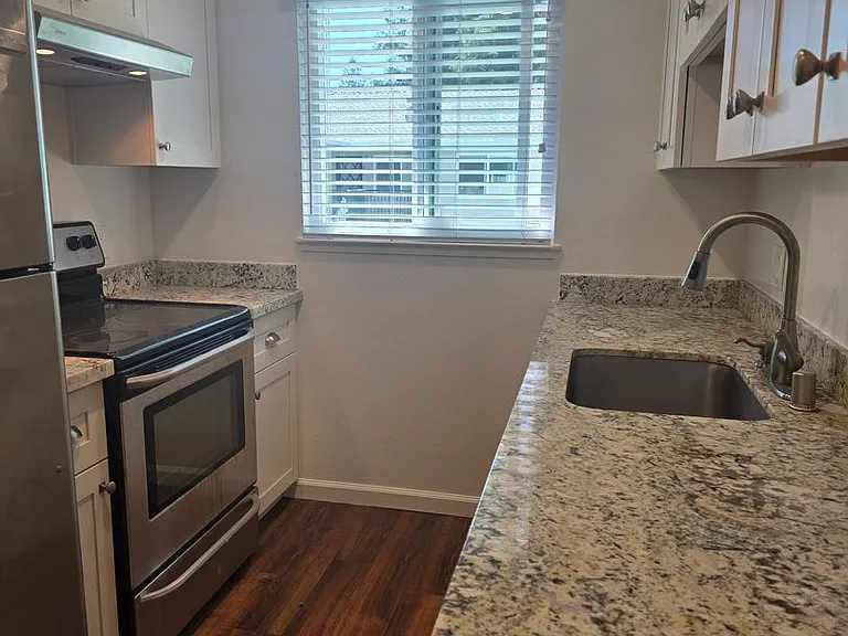 850 Coleman Ave #14 — Photo 8