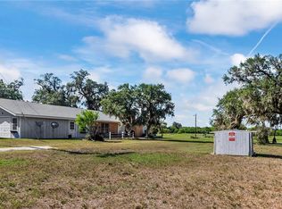 180 Freeman Cir, George West, TX 78022
