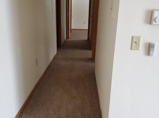 19524 83rd St APT 4, Bristol, WI 53104