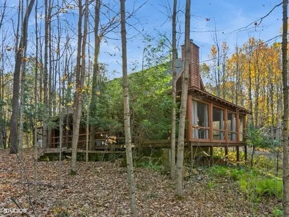 342 Georgetown Colony, Buchanan, MI 49107