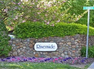 10-1 Vernon Ct, Waldwick, NJ 07463