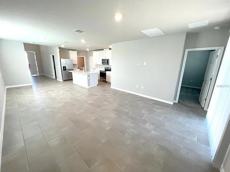 820 Rivers Crossing St — Photo 9
