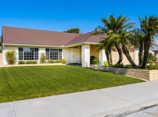 17651 Falkirk Ln, Huntington Beach, CA 92649