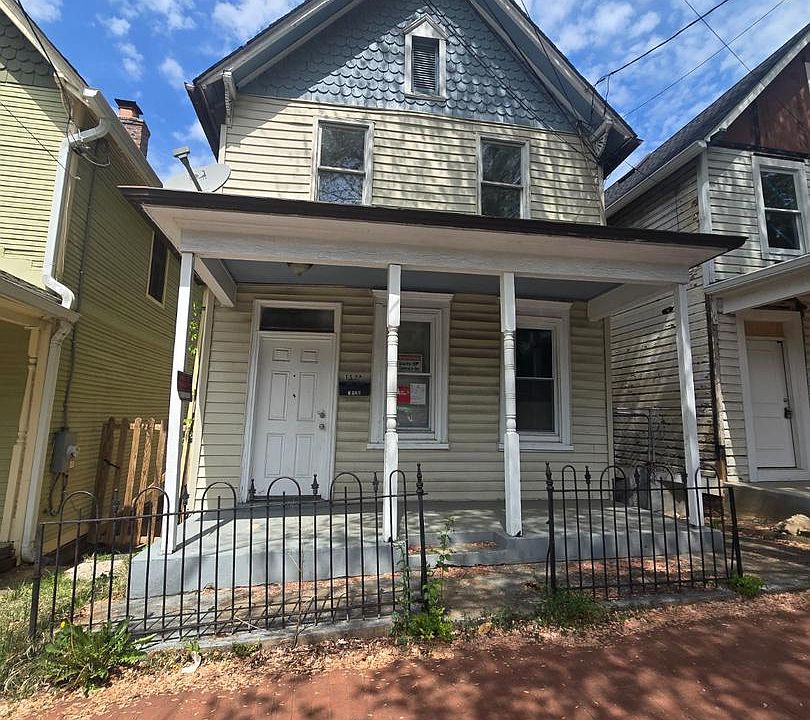 1st image of 1520 W St SE