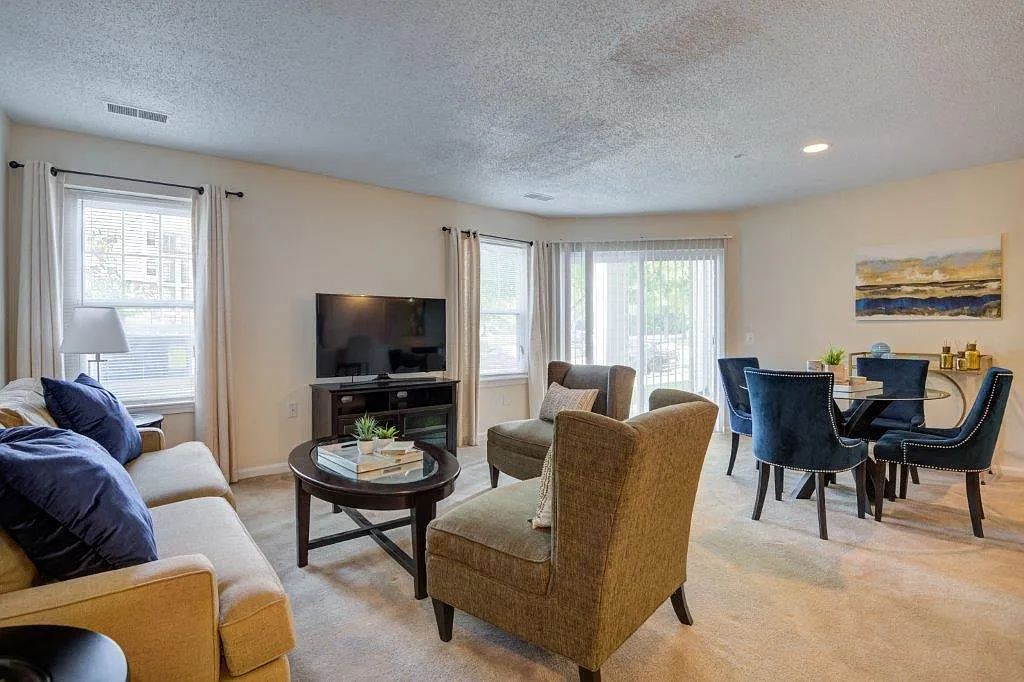 The Apartments at Diamond Ridge — Photo 4