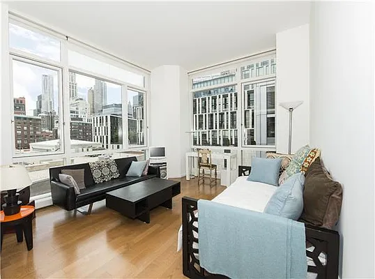 Rented by BARNES New York | media 28