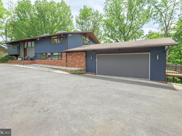 5 Barranco Ct, Towson, MD 21204