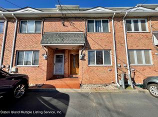 25 Madan Ct, Staten Island, NY 10314