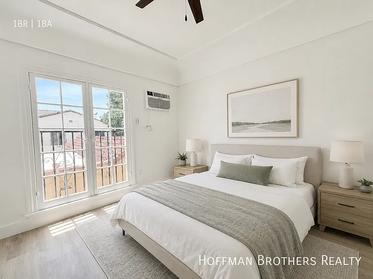 834 S Orange Grove Ave #7 — Photo 5