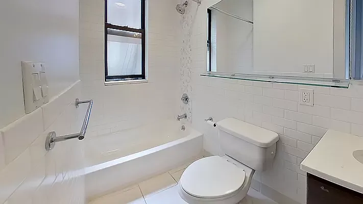 Rented by REAL New York | media 9