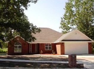 301 Grace Ct, Pea Ridge, AR 72751