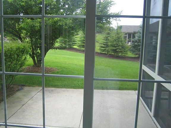 screened porch 