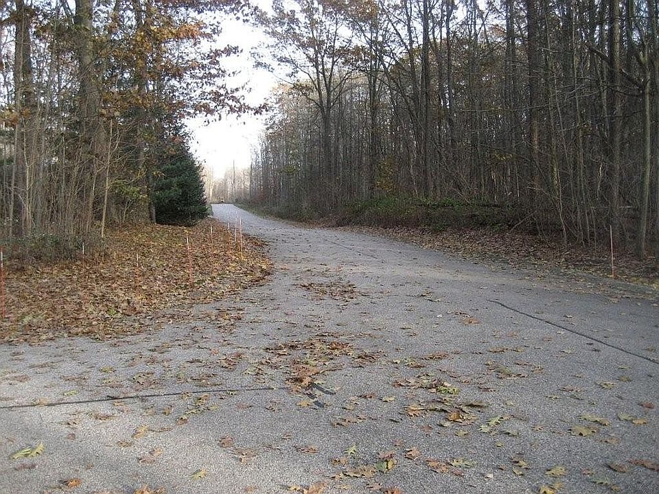 2nd image of 2802 Blue Star Hwy
