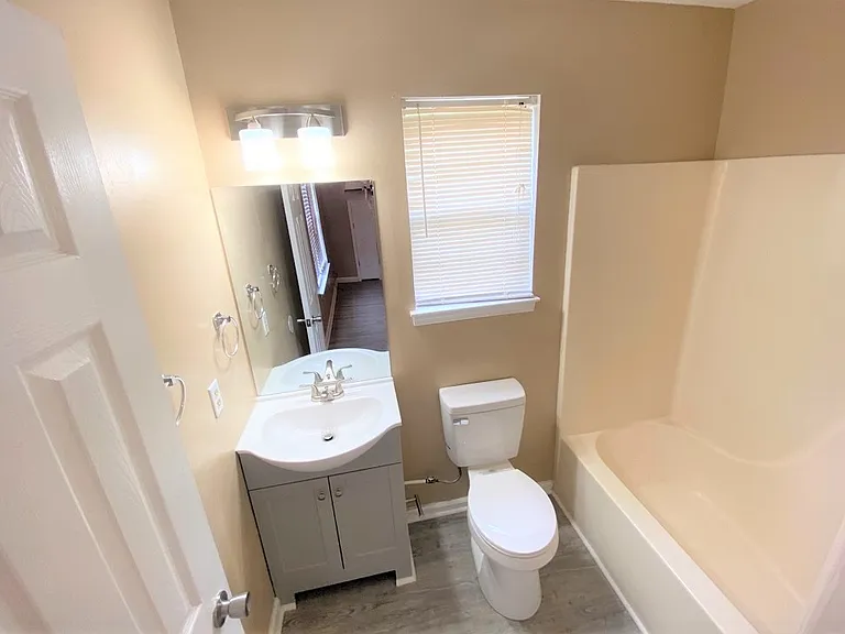 Master Bathroom_06092023