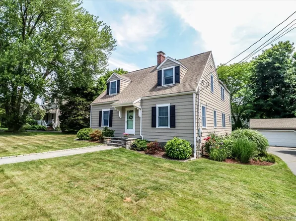 638 Garden Street, Trumbull, CT 06611