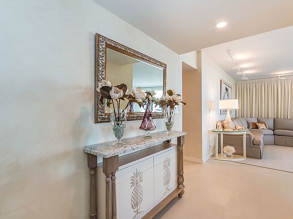5th image of 19667 Turnberry Way APT 20D