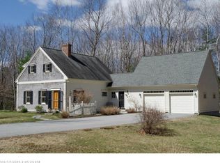 42 Valley Rd, Cumberland, ME 04021