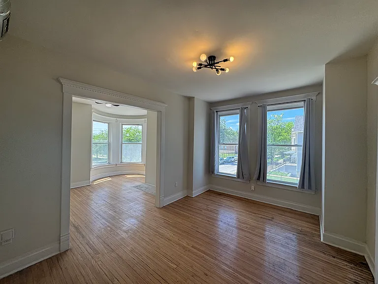 4058 W Van Buren St #1 — Photo 9