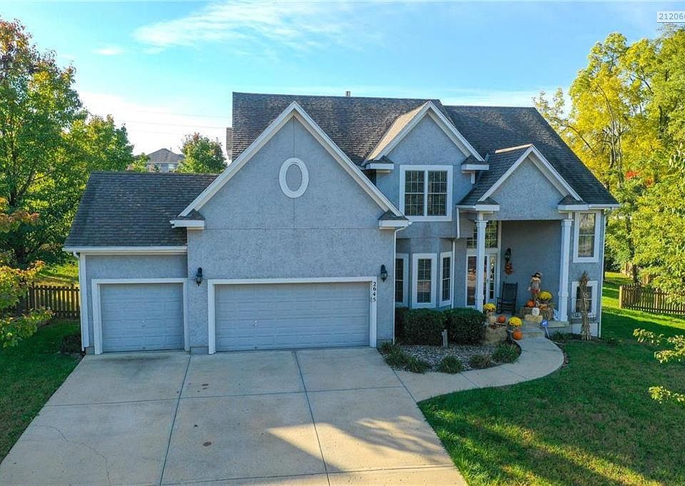 1st image of 2645 SW Wintergarden Dr